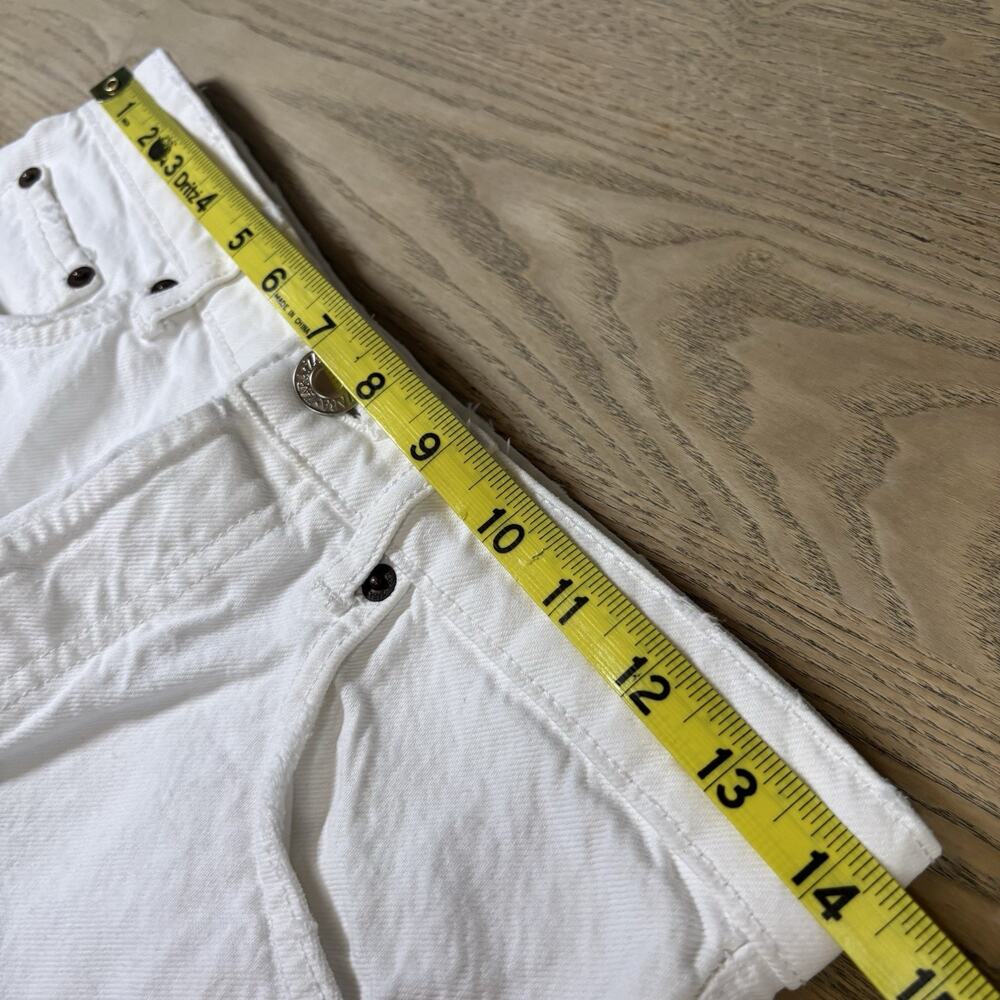 ZARA Women’s 100% Cotton White Distressed High Waist Jean Shorts 6 - Picture 5 of 7